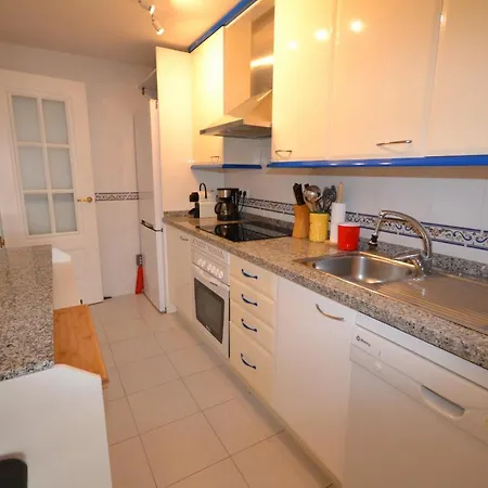 Appartement Marina Real 221 *